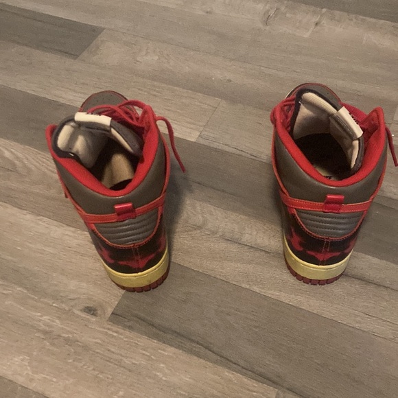 Nike Dunk Hi - Picture 2 of 4